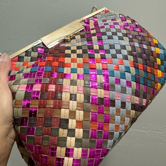 Colorful Woven Leather Handmade Kisslock Metal Frame Handbag, Multi Use Style - Picture 13 of 16